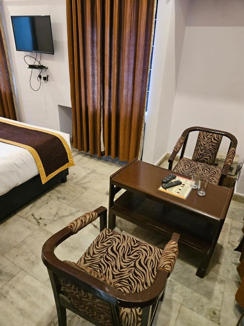 Hotel Anand Inn-Top Family Hotels Business Hotels Best Couple Friendly Hotel In Lucknow Esterno foto